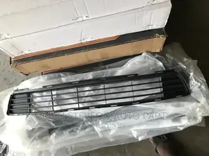 Toyota Corolla Bumper Grille 2011-13