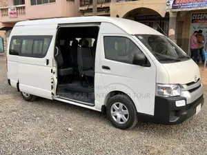 Buses for Rent? Toyota Hiace Bus for Rental