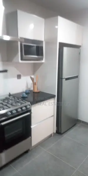 2bdrm Duplex in De-Icons Real Estate, Awutu Senya East Municipal