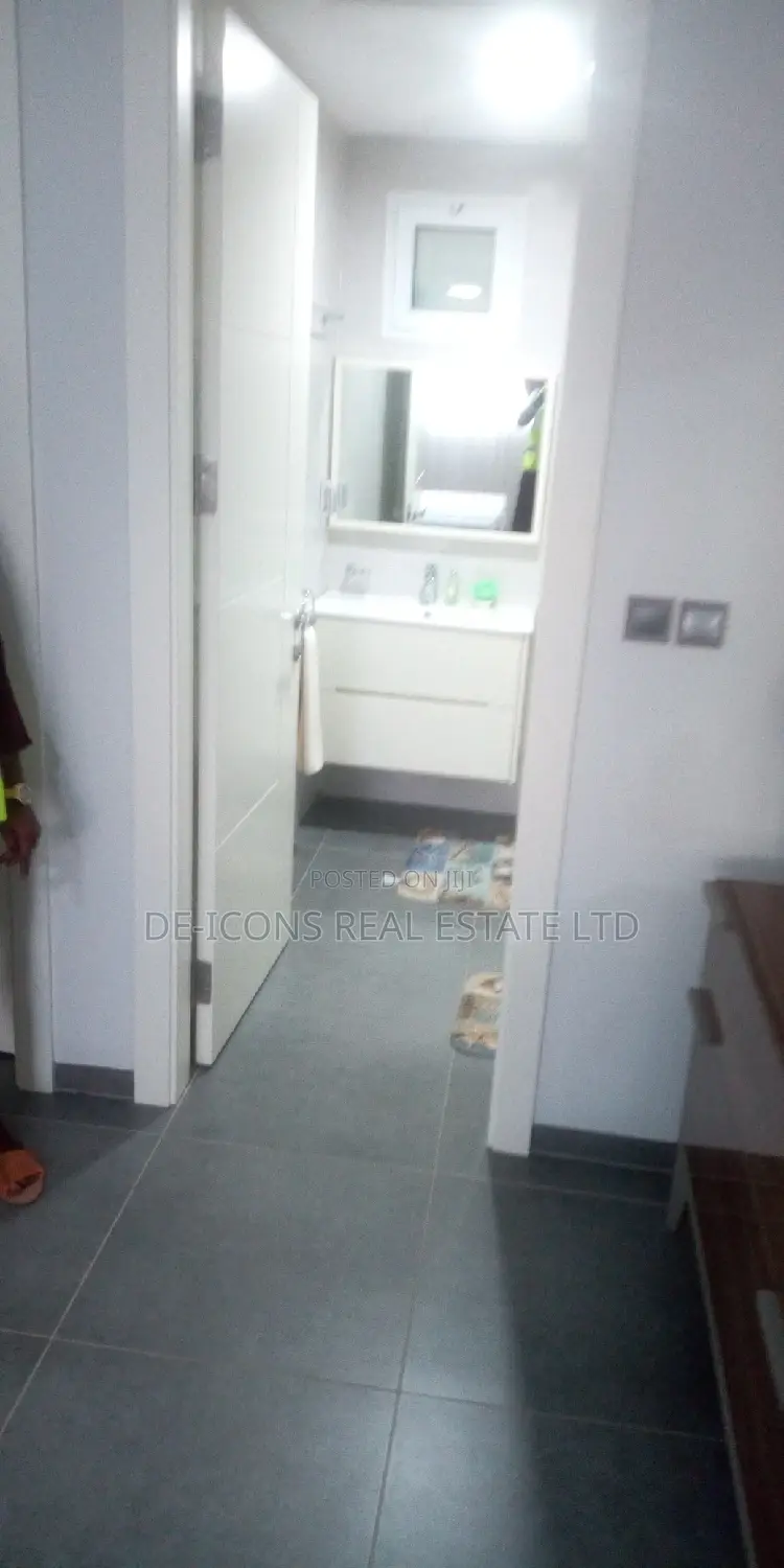 2bdrm Duplex in De-Icons Real Estate, Awutu Senya East Municipal