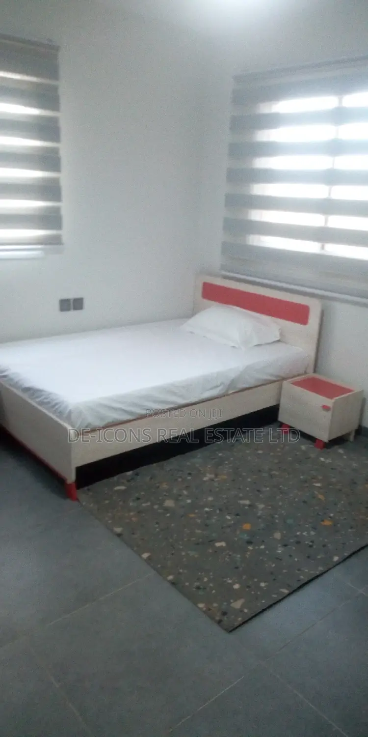 2bdrm Duplex in De-Icons Real Estate, Awutu Senya East Municipal