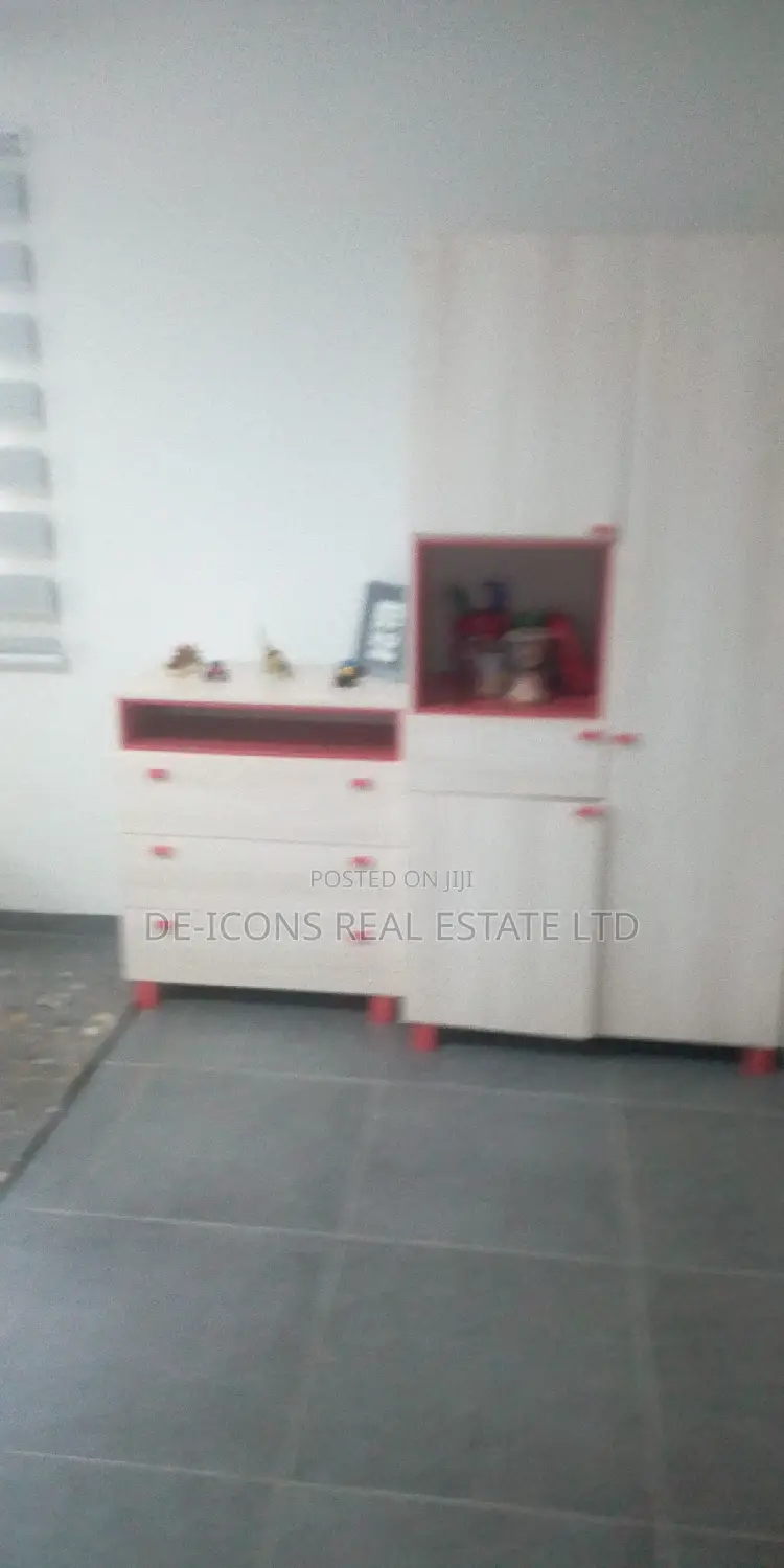 2bdrm Duplex in De-Icons Real Estate, Awutu Senya East Municipal