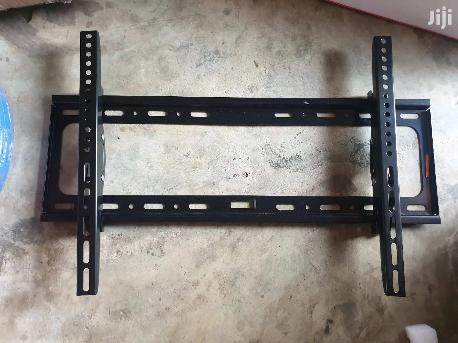 Adjustable Tv Wall Mount 42" 80