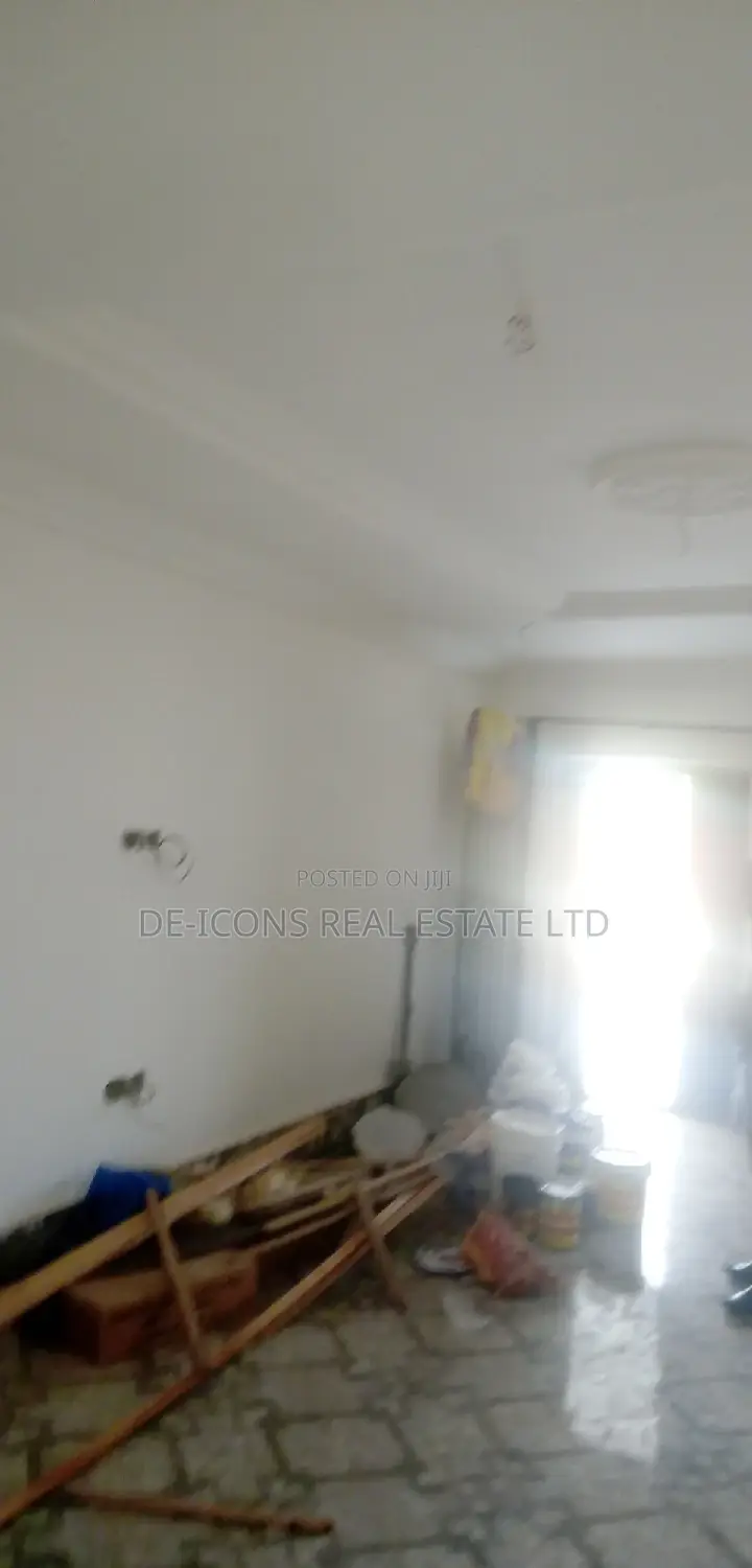 2bdrm House in De-Icons Real Estate, Awutu Senya East Municipal
