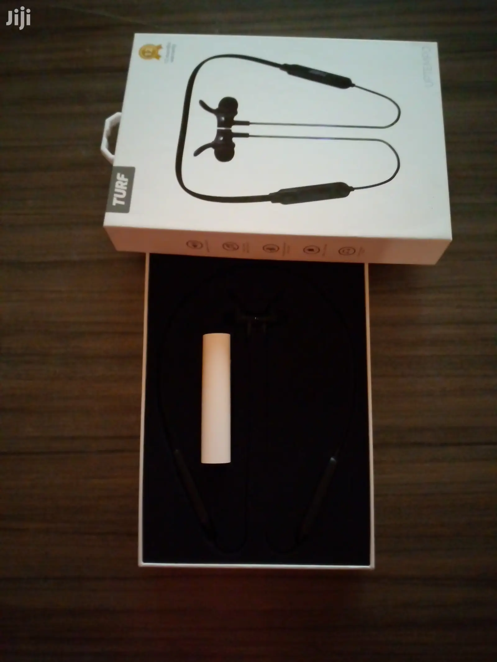 Turf Uptempo Bluetooth Wireless Headphone With Mic