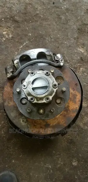 Nissan Hard Body Original Home Used Front Hub