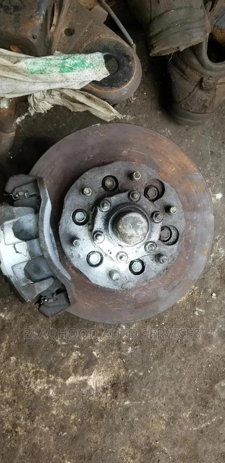 Nissan Hard Body Original Home Used Front Hub