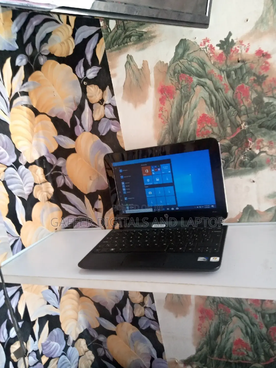 New Laptop HP Mini 200 2GB Intel Atom HDD 160GB