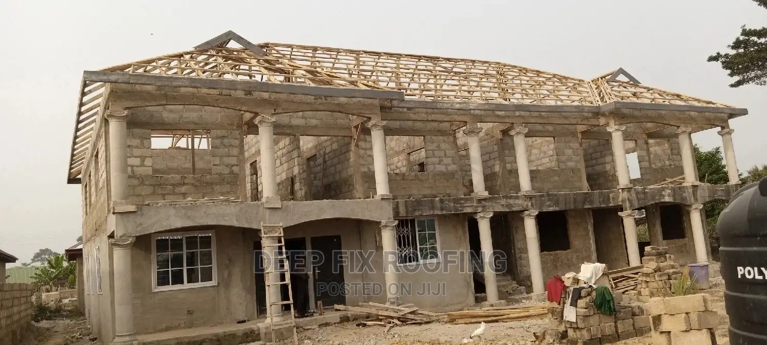 Professional Carpenter for Roofing and Trusses Works.