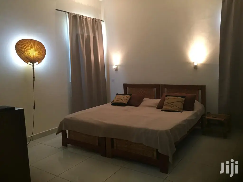 Furnished 5bdrm House in Tema Metropolitan for Sale