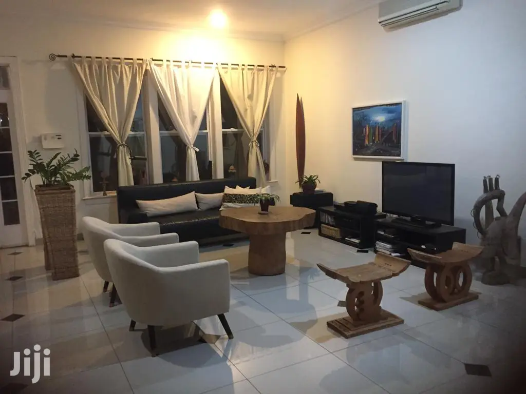 Furnished 5bdrm House in Tema Metropolitan for Sale