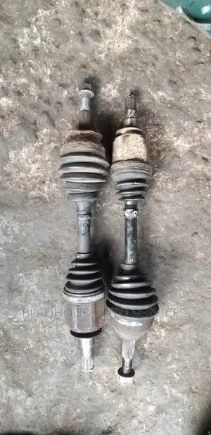 Nissan Navara/Pathfinder 2005-12 DRIVE SHAFT Pair Available