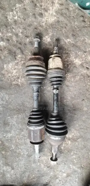 Nissan Navara/Pathfinder 2005-12 DRIVE SHAFT Pair Available
