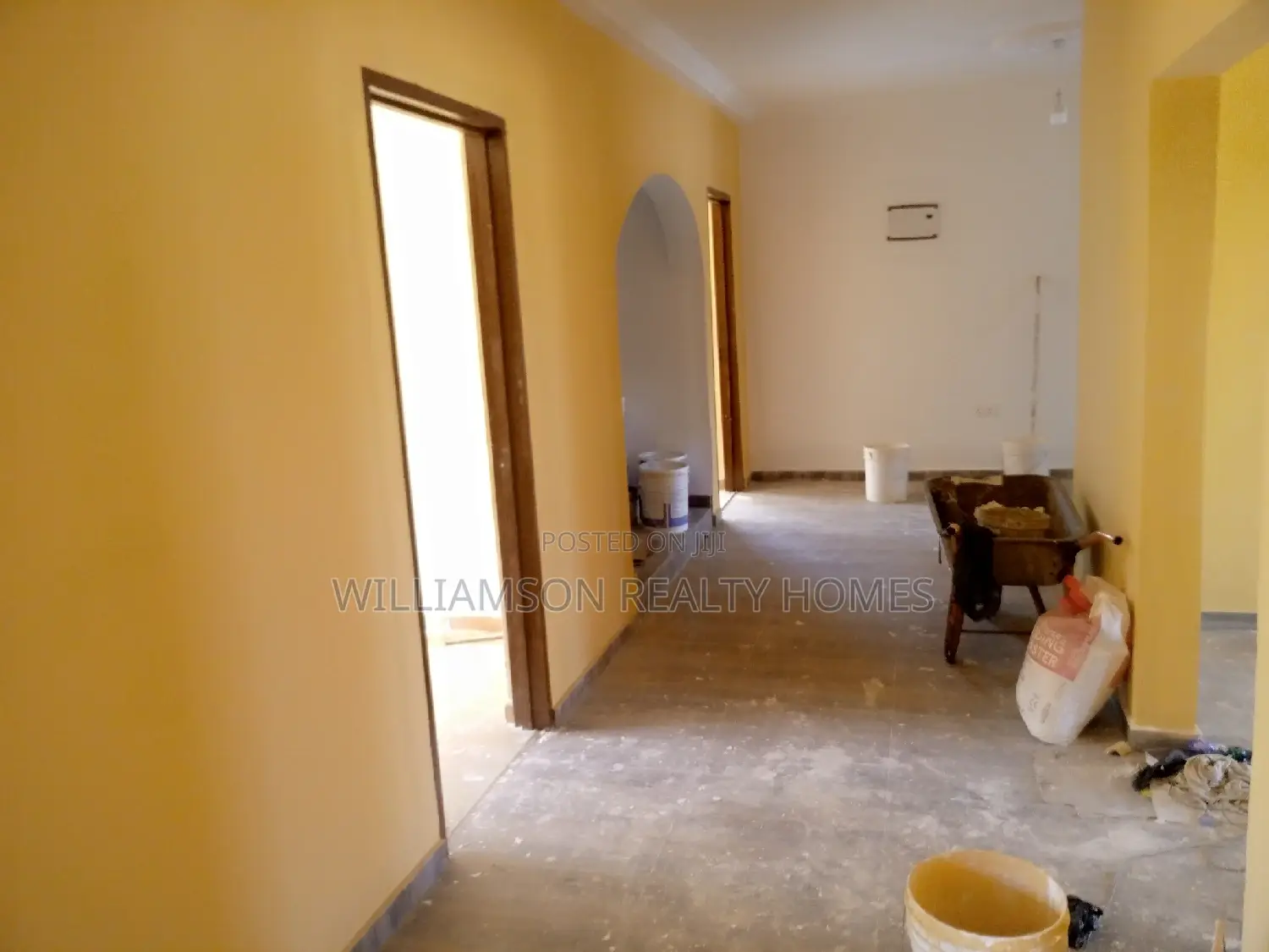 4bdrm House in Klagon Estate Area,, Spintex for sale