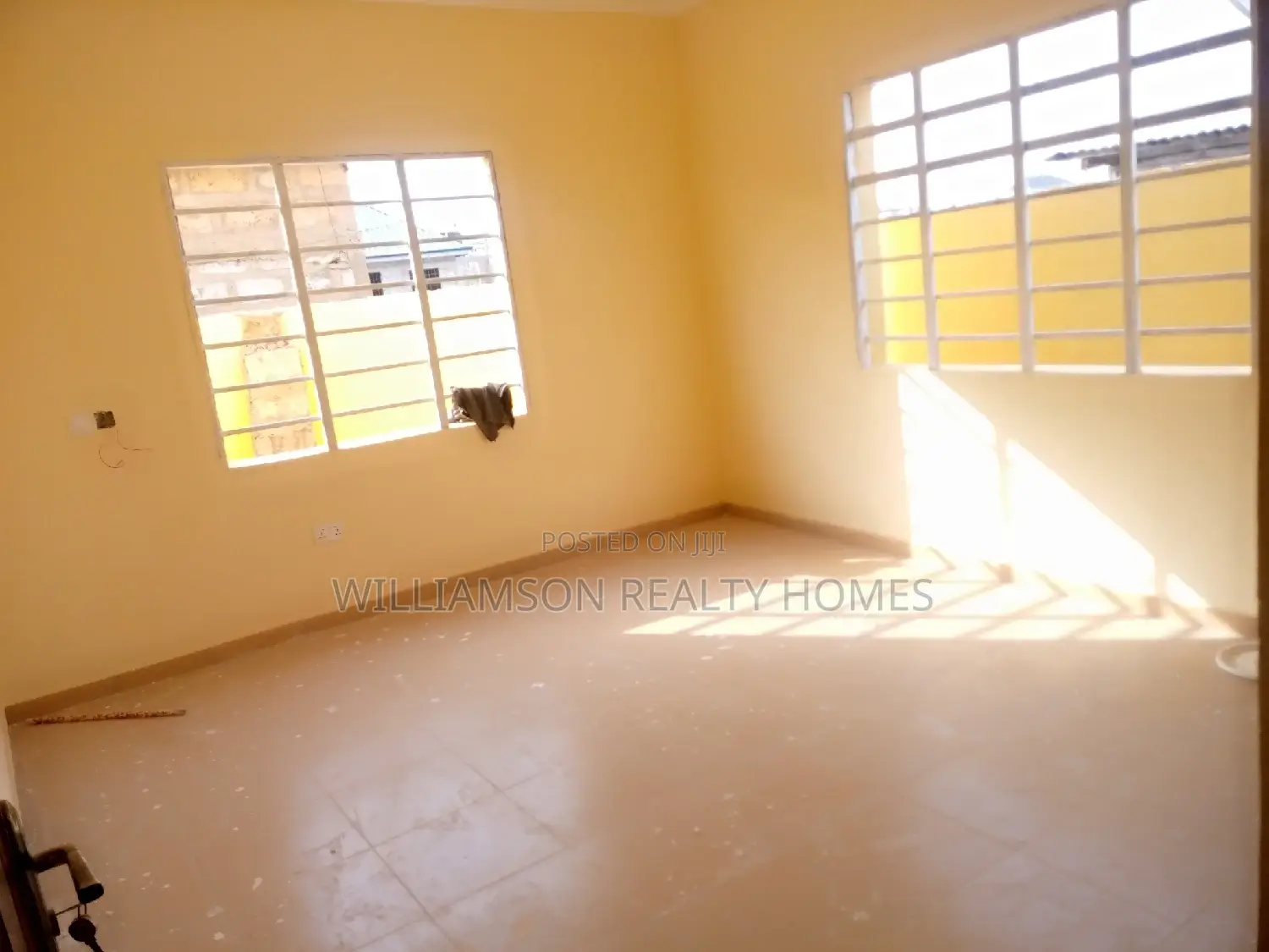 4bdrm House in Klagon Estate Area,, Spintex for sale