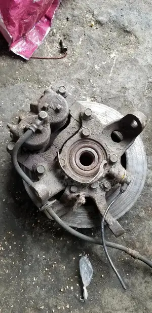 Mitsubishi 4m40 Pajero/Vodafone L200 Front Hub Available