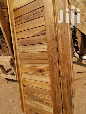 Wooden Door(Hyedua)