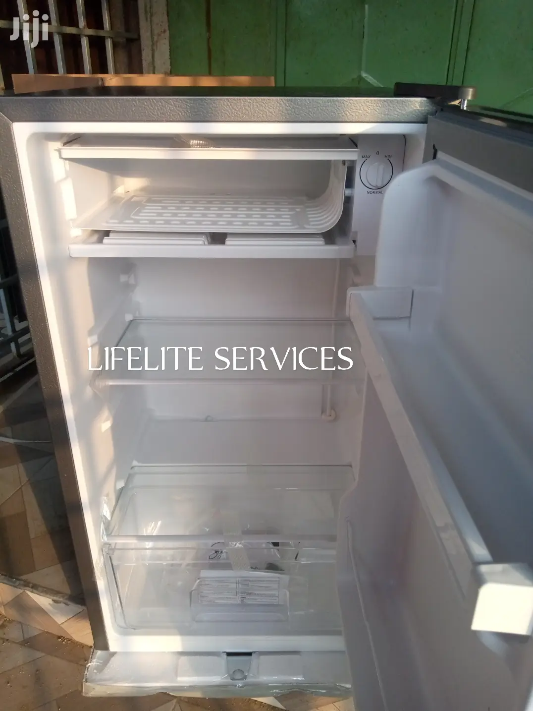 Table Top Fridge(84ltrs)