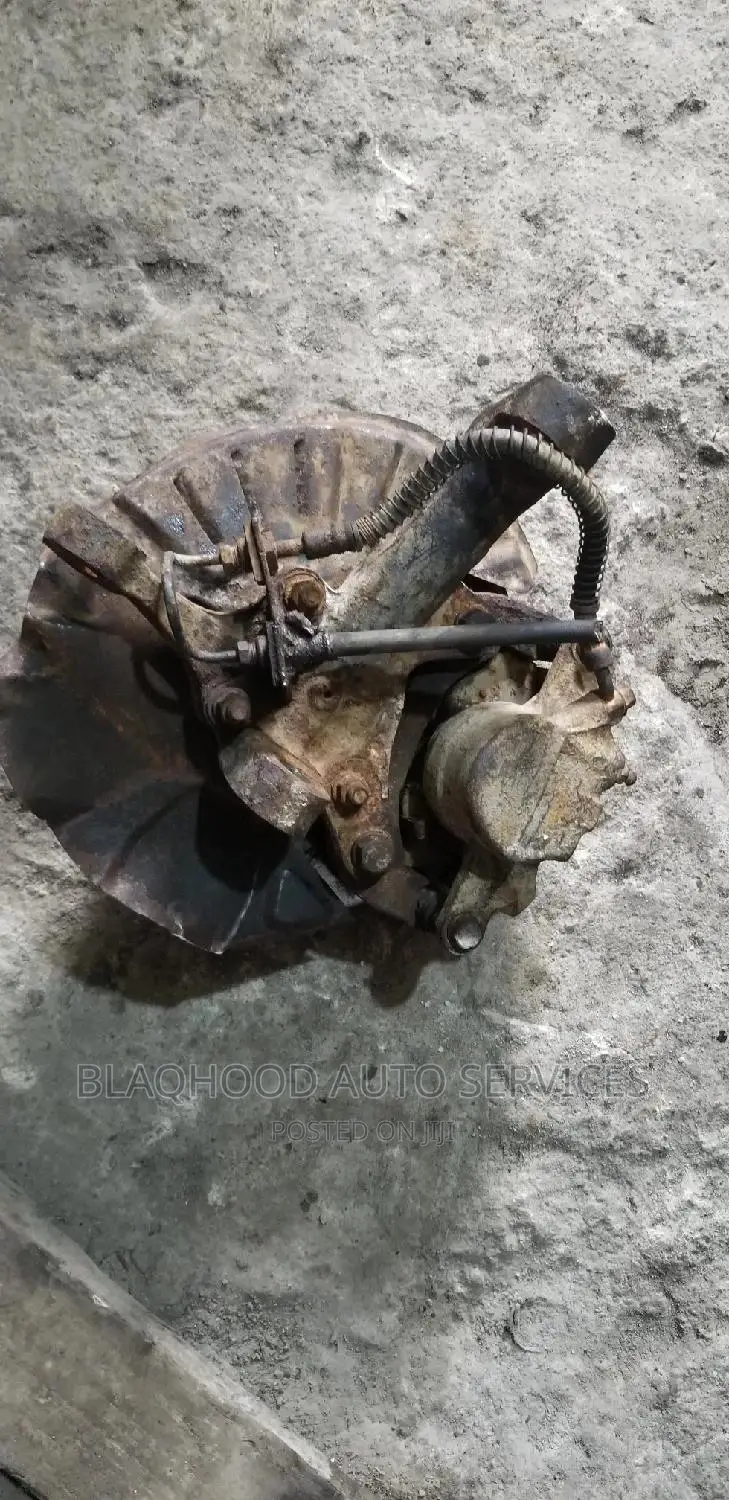 Hyundai Grace H100 Home Used Front Hub Available