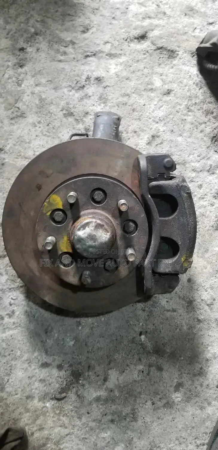 Hyundai H200 Front Hub Available