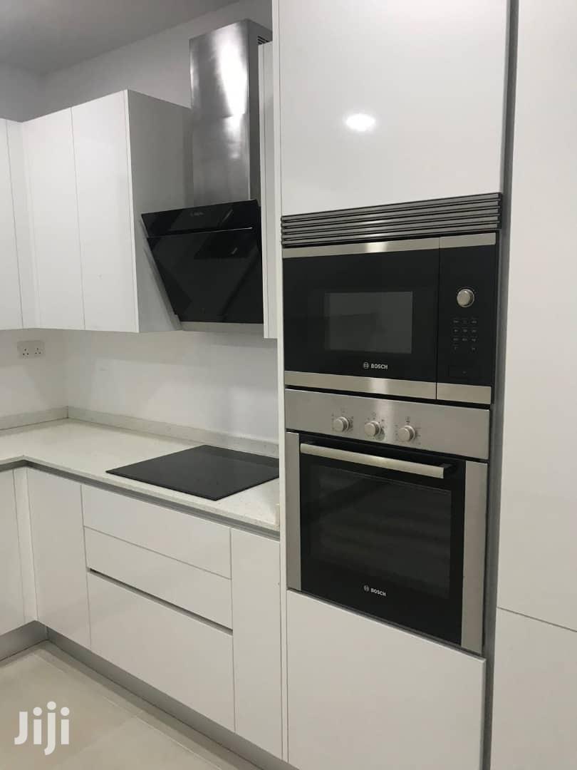 Executive Kitchen And Wardrobe Fabrication