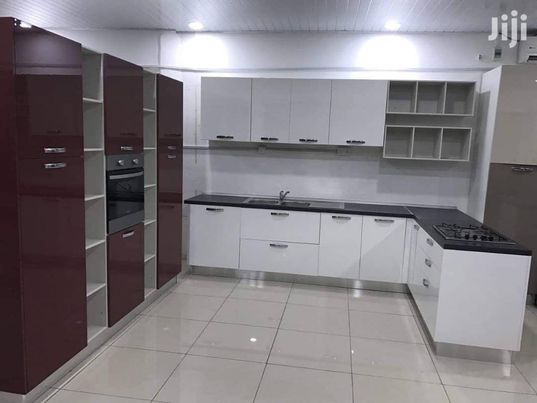 Executive Kitchen And Wardrobe Fabrication