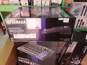 Yamaha Mg 12 Xu Console Mixer