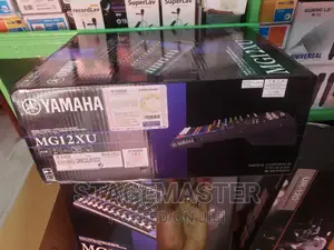 Yamaha Mg 12 Xu Console Mixer