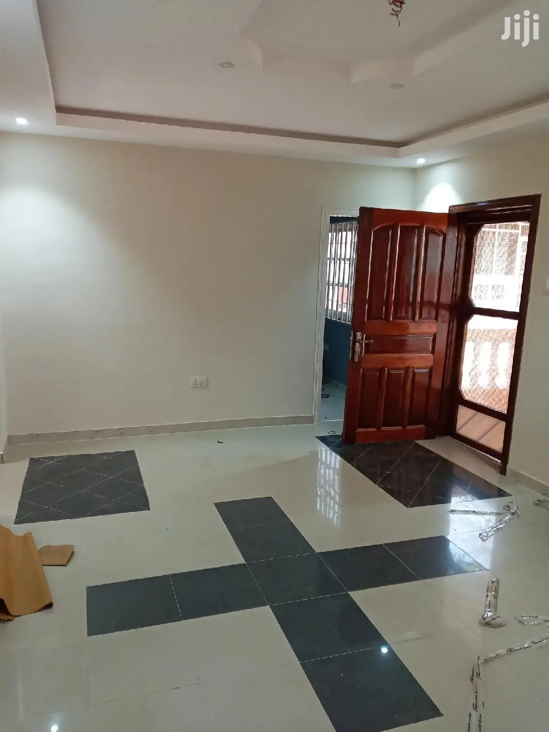 Fantastic 2-Bedroom S/C Apartment Dansoman