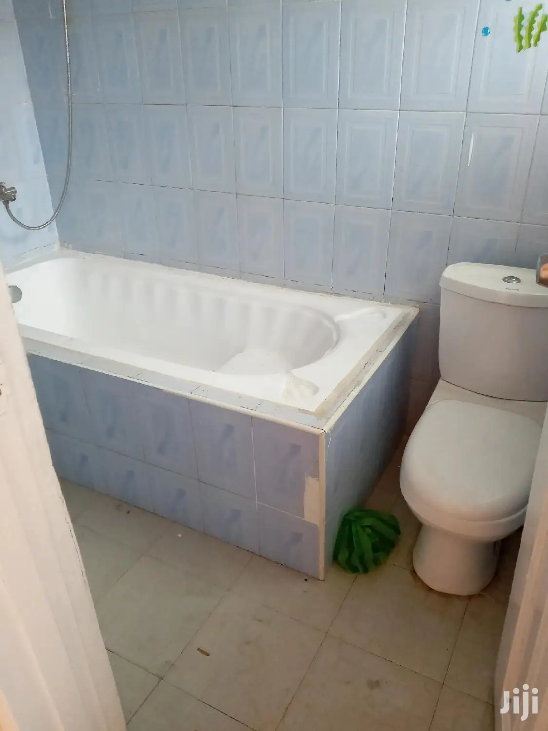 Fantastic 2-Bedroom S/C Apartment Dansoman