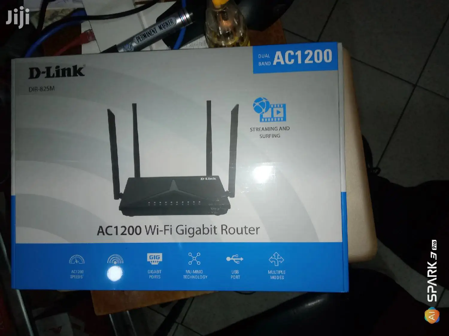 D-Link Dir-M825 Ac1200 Wi-Fi Gigabit Router Streaming