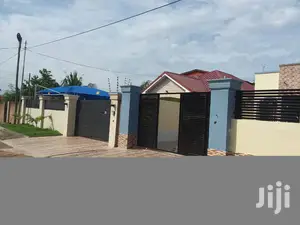 3bdrm House in Bronko Housing, Accra Metropolitan for rent