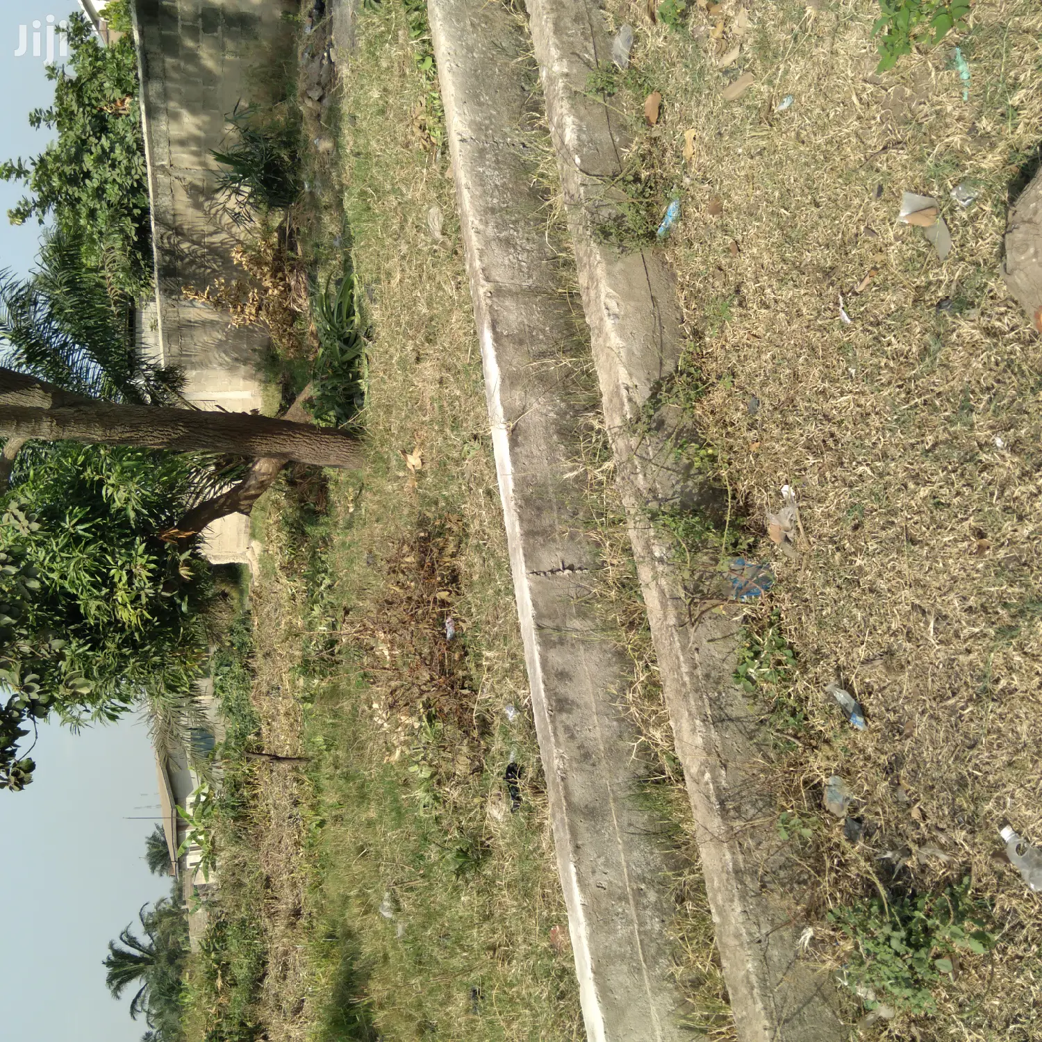 Plot of Land at Ahinsan Estate Is on Sales