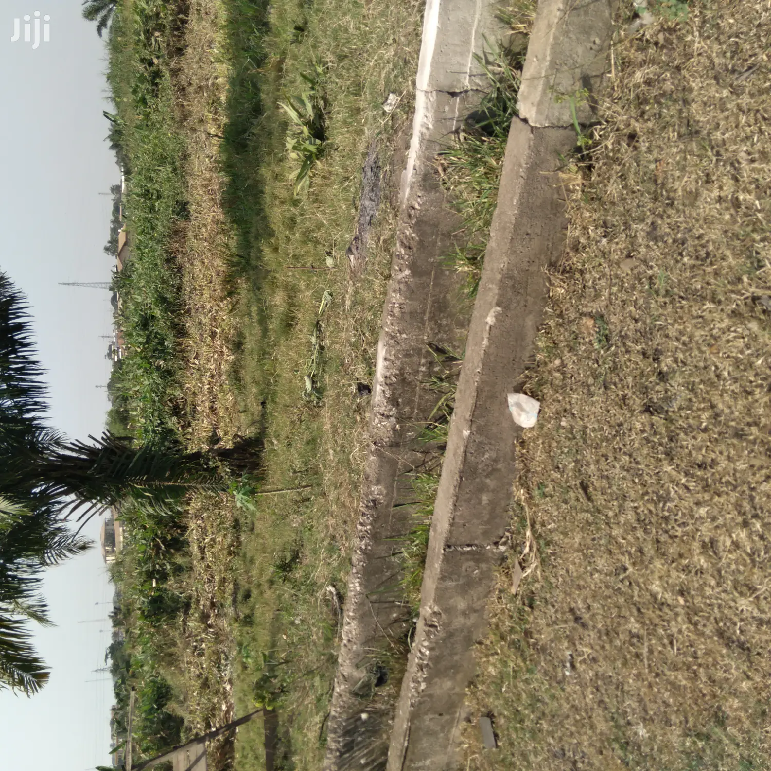 Plot of Land at Ahinsan Estate Is on Sales
