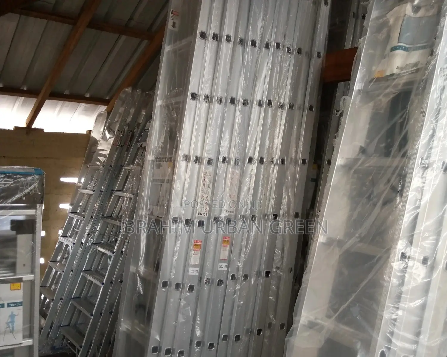 12x3 Commercial Ladder
