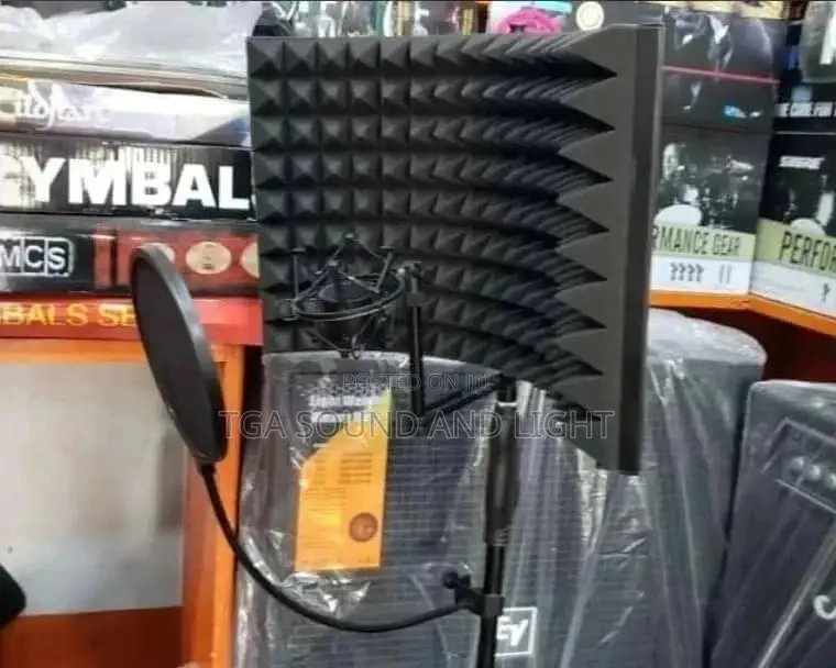 Reflection Shield Fitted on Microphone Stand W/ Pop Filter