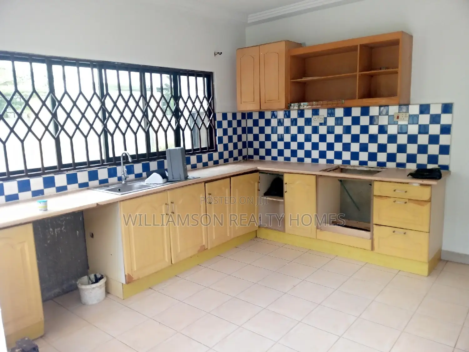 4bdrm Duplex in Devtraco Estate, Spintex for rent