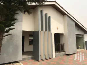 4 Bedrooms House for Rent at Community 18