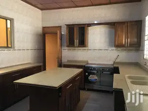 4 Bedrooms House for Rent at Community 18