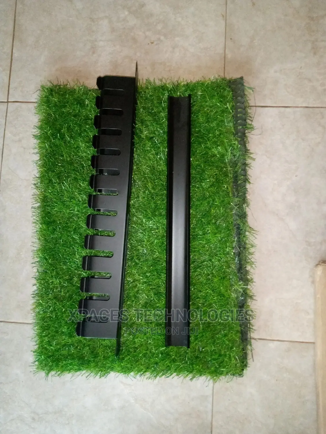 12 Way 1u Cable Manager Panel, Metal