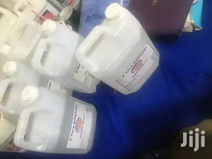 Hand Sanitizer Gel With Alcohol Based Effect