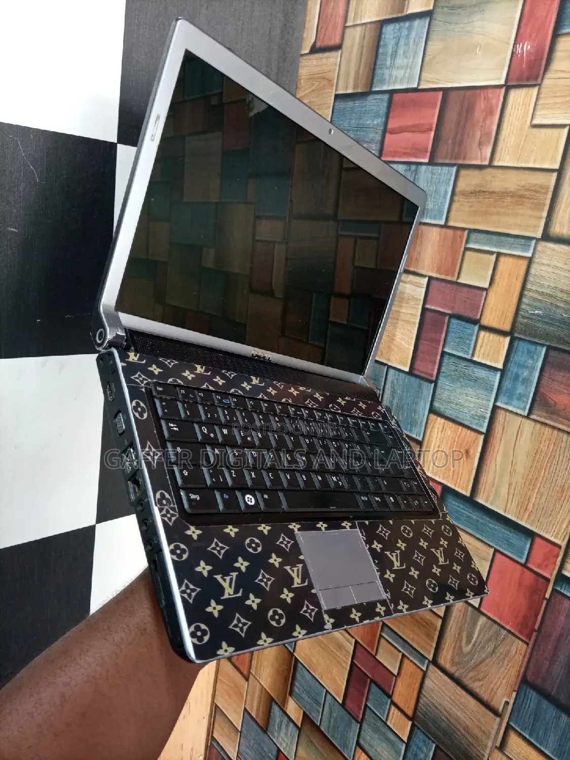 Laptop Dell Vostro 15 3000 4GB Intel Core 2 Duo HDD 160GB