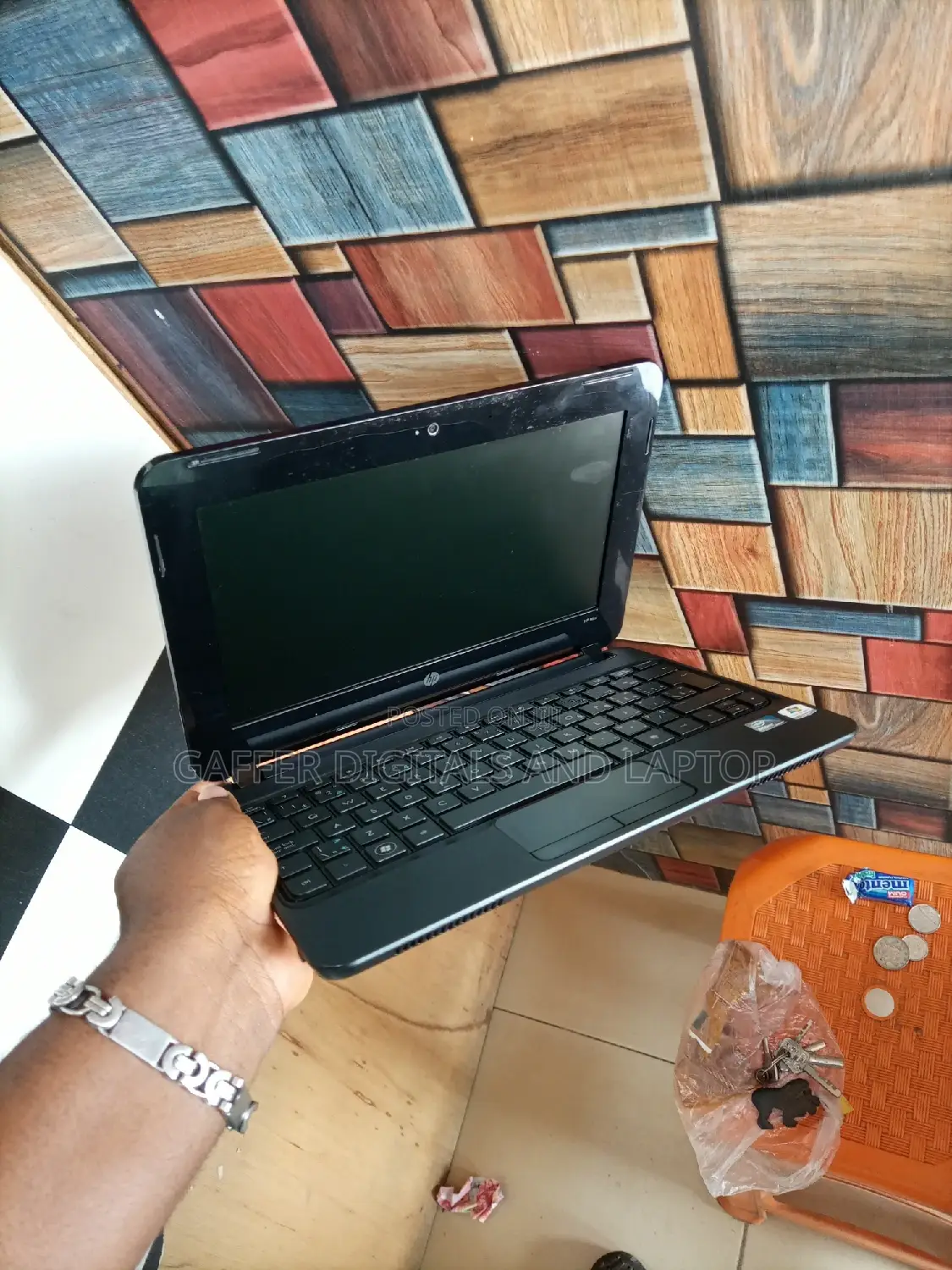 New Laptop HP Mini 1011 2GB Intel Atom HDD 128GB