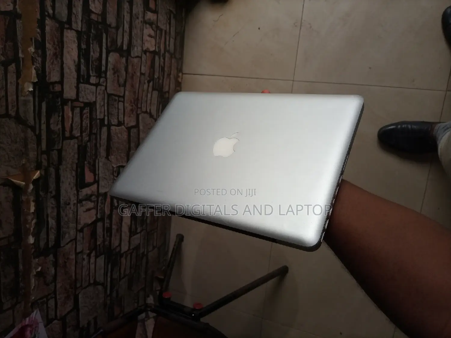 New Laptop Apple MacBook 2012 4GB Intel Core I5 HDD 500GB