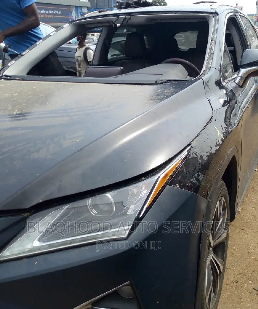 Windscreens Replacements and Installation Available