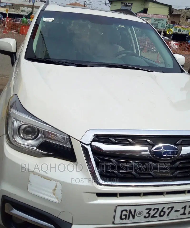 Windscreens Replacements and Instillation Available
