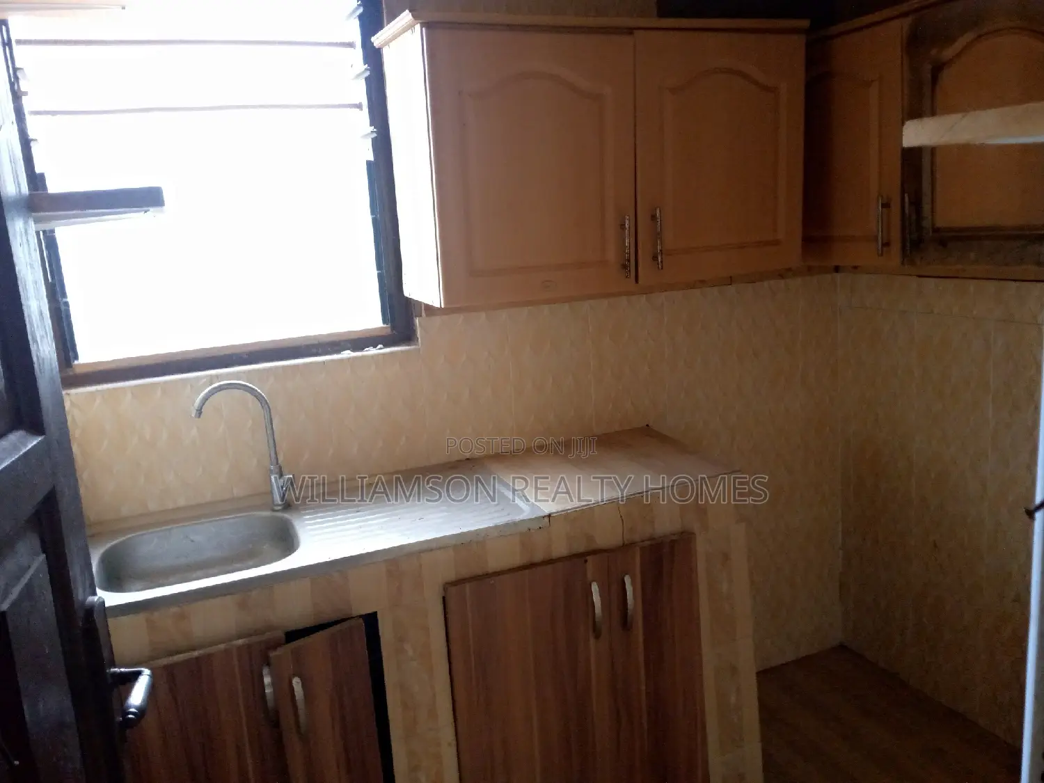 1bdrm Apartment in Community 18 Estate for rent