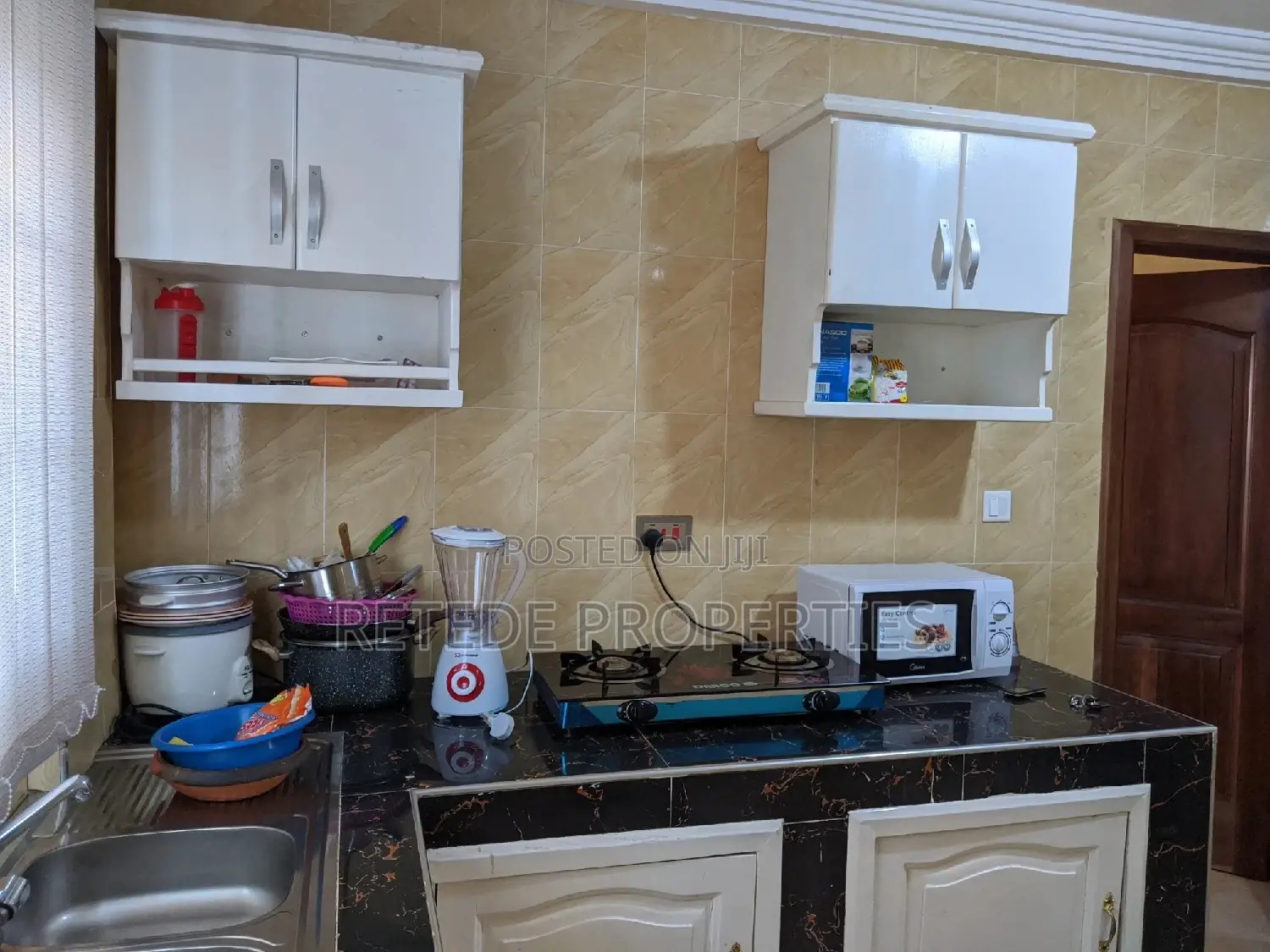 Fully Furnished 2 Bedroom Apartment
