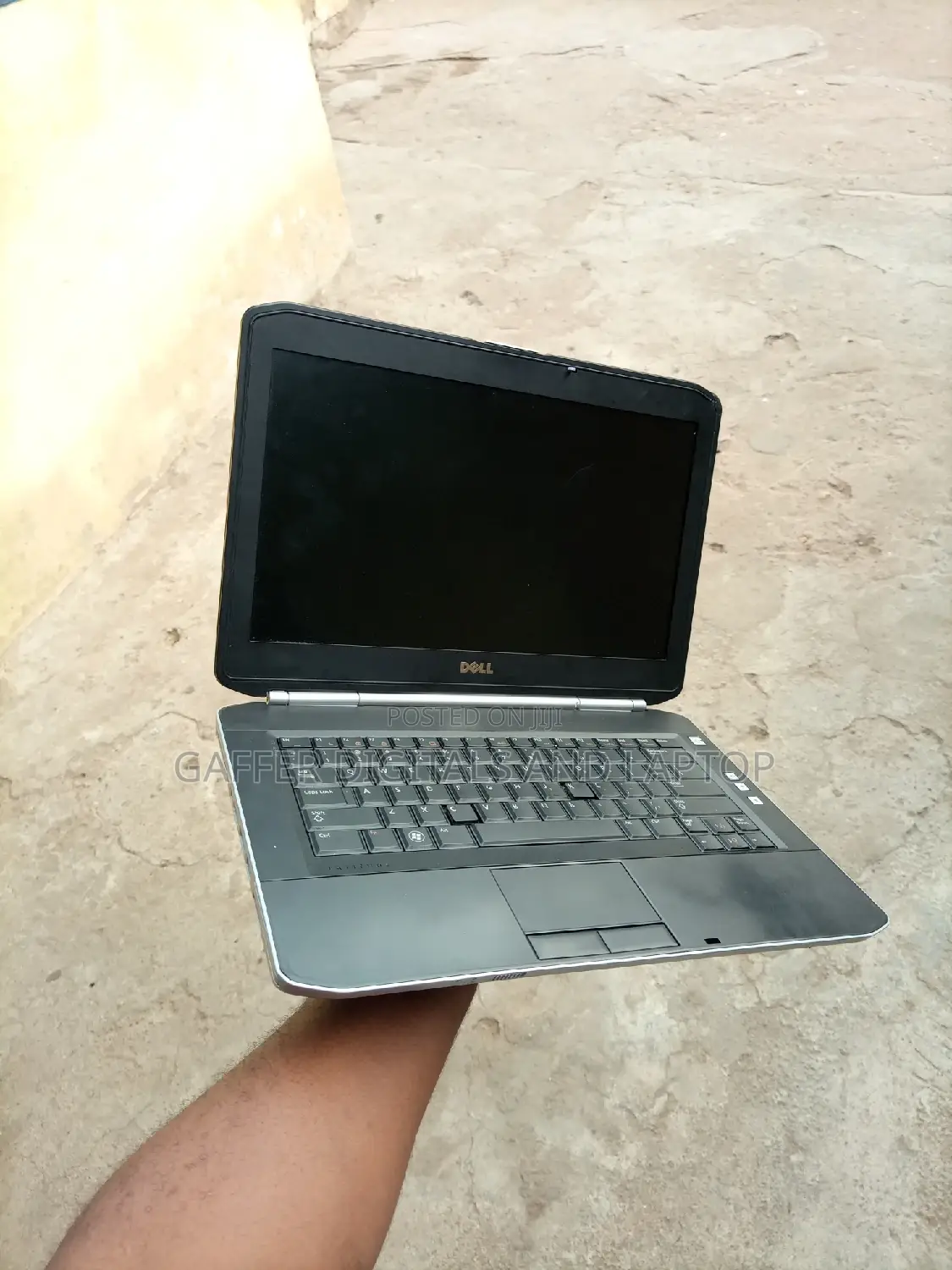 New Laptop Dell Latitude 14 3480 6GB Intel Core I3 HDD 320GB