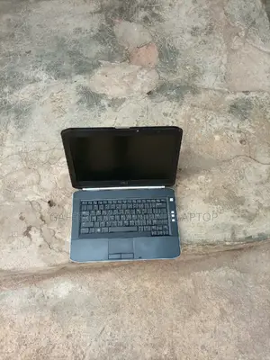 New Laptop Dell Latitude 14 3480 6GB Intel Core I3 HDD 320GB